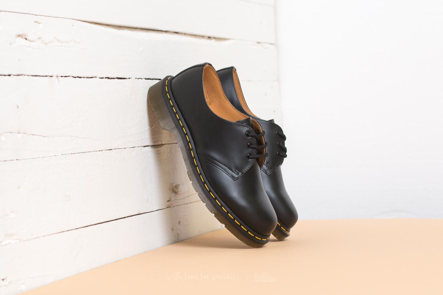 Dr Martens Smooth