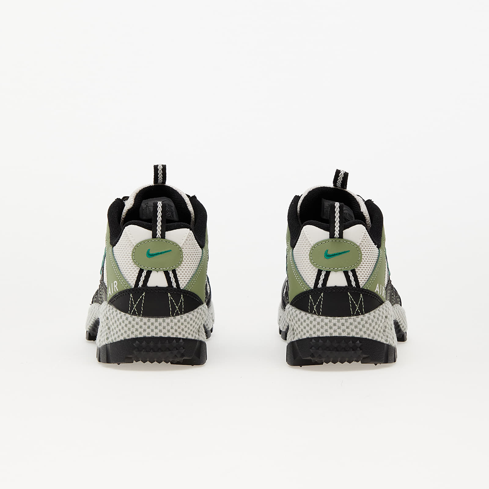 Încălțăminte și sneakerși pentru bărbați Nike Air Humara Oil Green/ Malachite-Phantom-Light Bone
