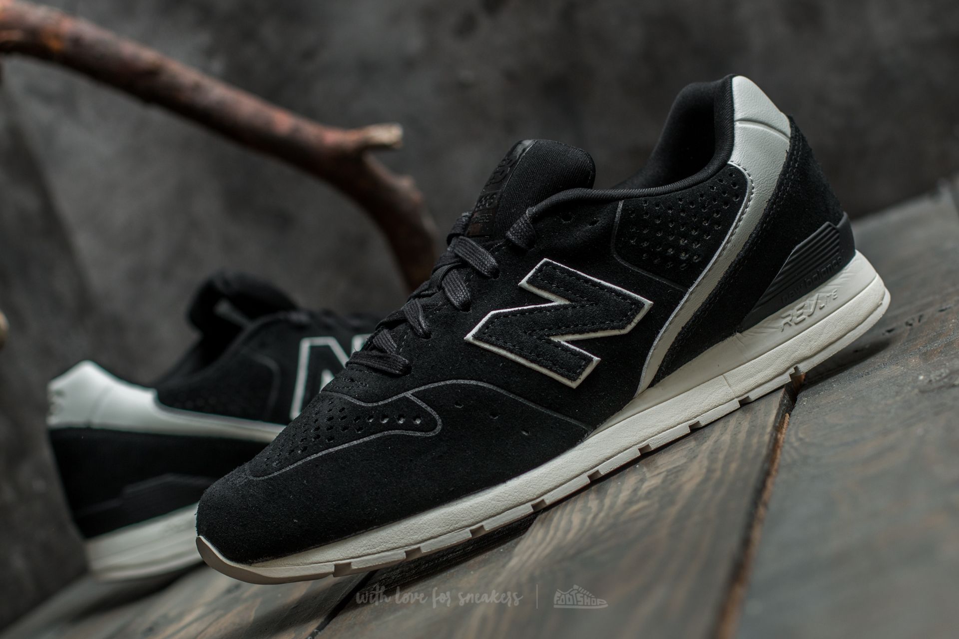 Scarpe uomo New Balance 996 Black White Footshop