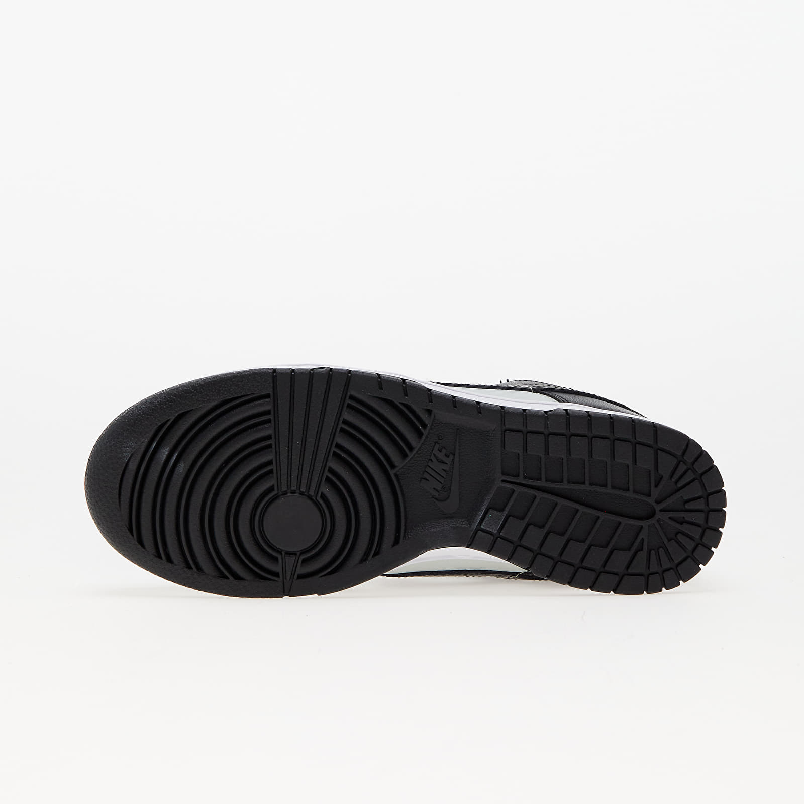 Încălțăminte și sneakerși pentru bărbați Nike Dunk Low Black/ Medium Ash-Light Silver