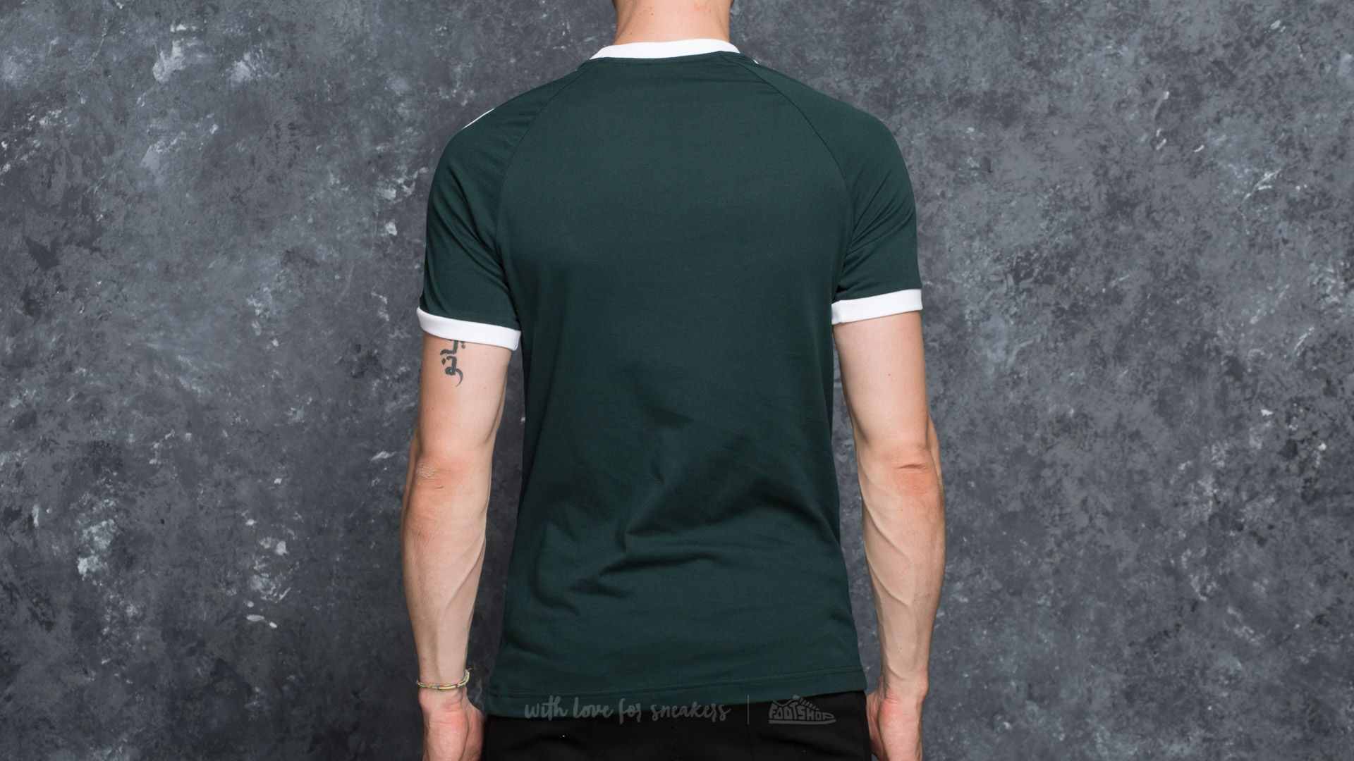 T-Shirts and shirts adidas CLFN Tee Green Night
