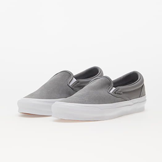 Light grey vans slip sales ons