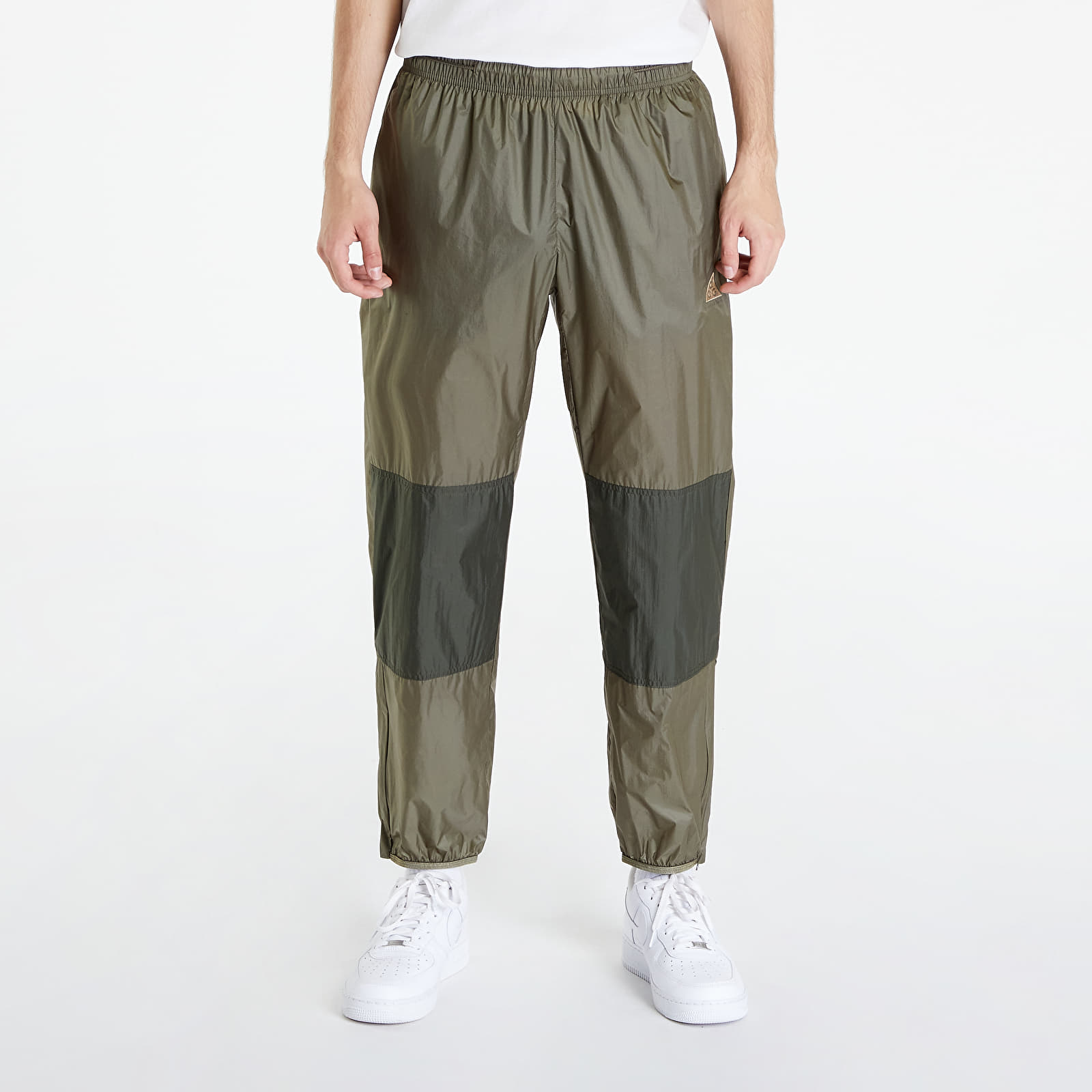 Džíny a kalhoty Nike ACG 'Cinder Cone' Windshell Pants Green