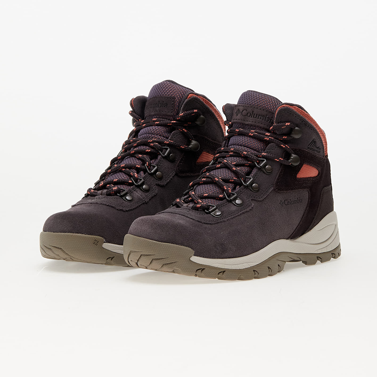 Columbia newton ridge plus top waterproof amped hiking boot