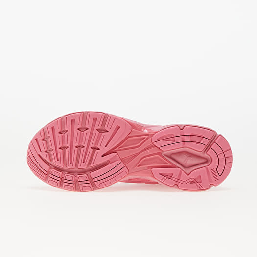 Puma pink sale sole