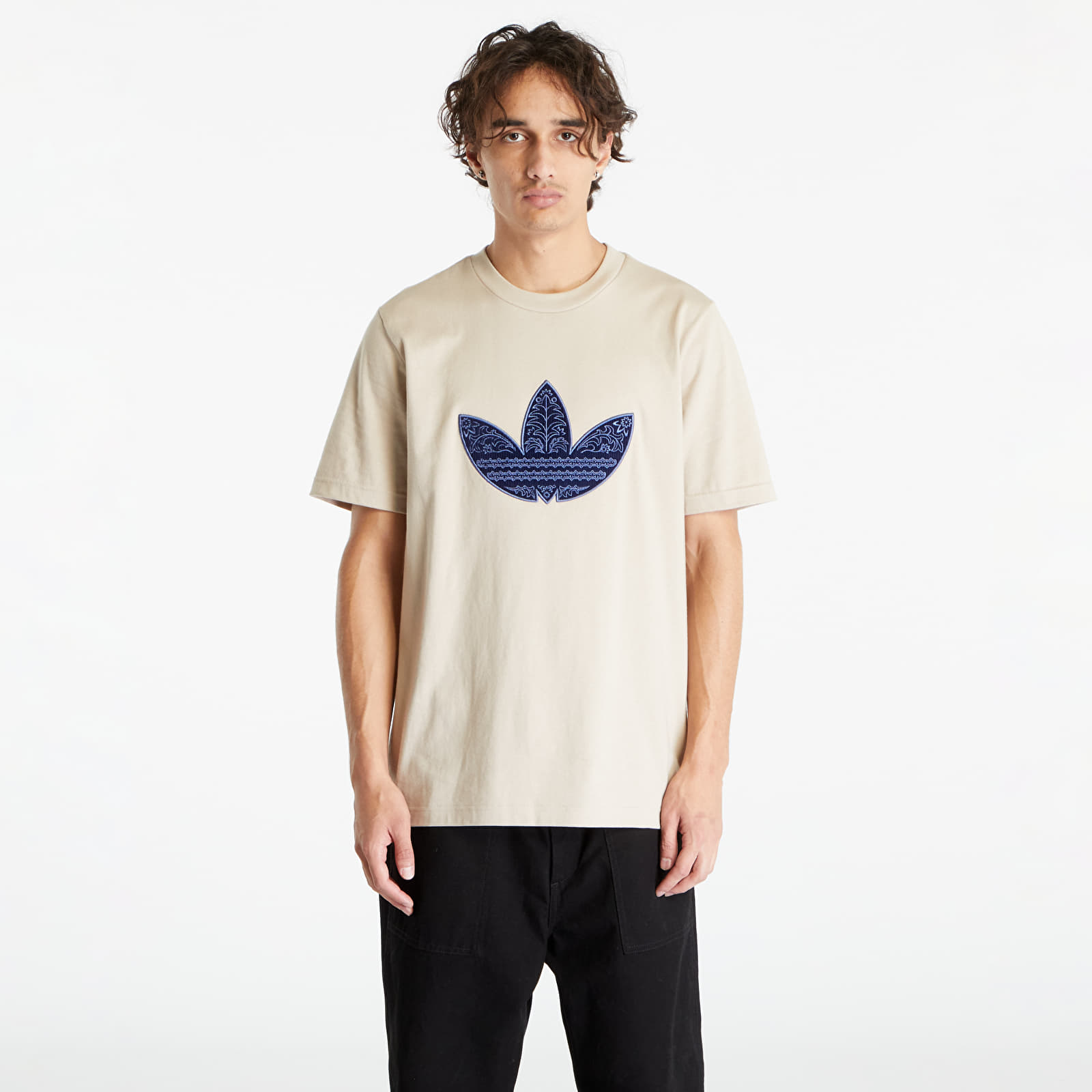 T shirts adidas Applique Tee Wonder Beige Footshop