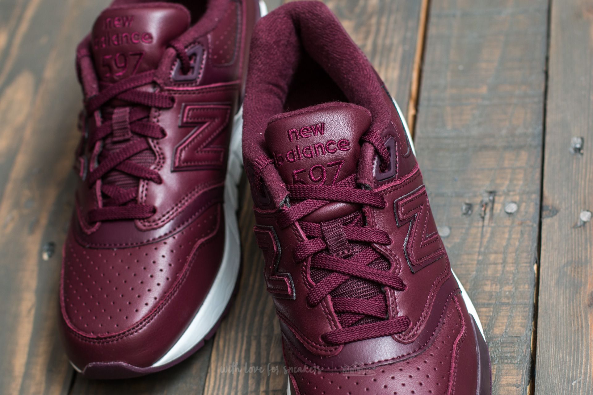 Încălțăminte și sneakerși pentru bărbați New Balance 597 Burgundy/ White