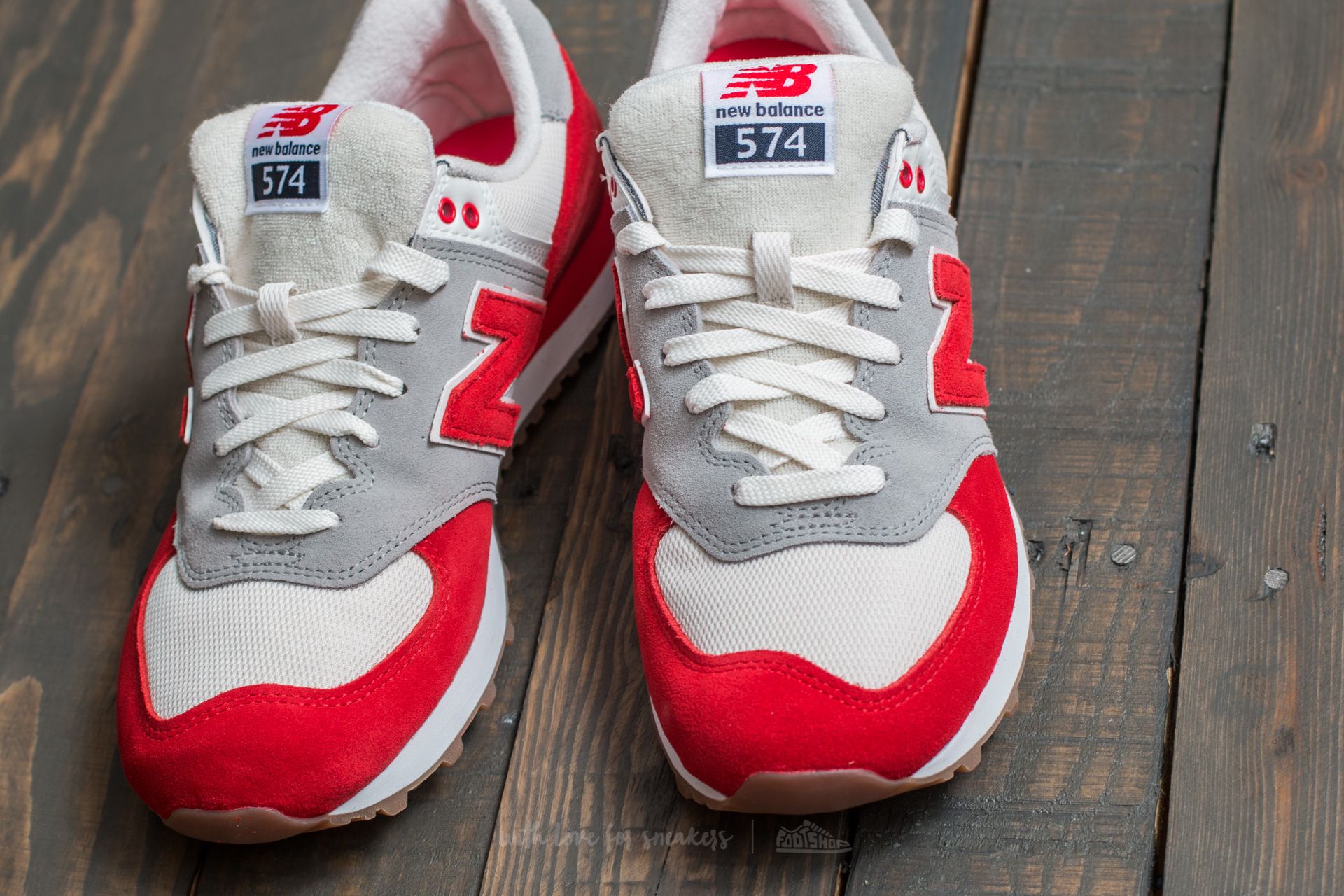 Men s shoes New Balance 574 Red Silver Mink Footshop