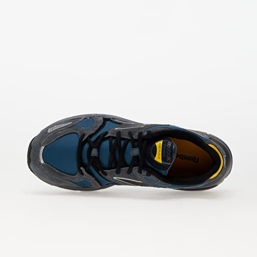 Reebok hot sale plus bota