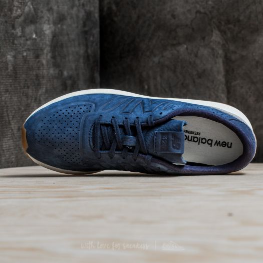 New Balance 420