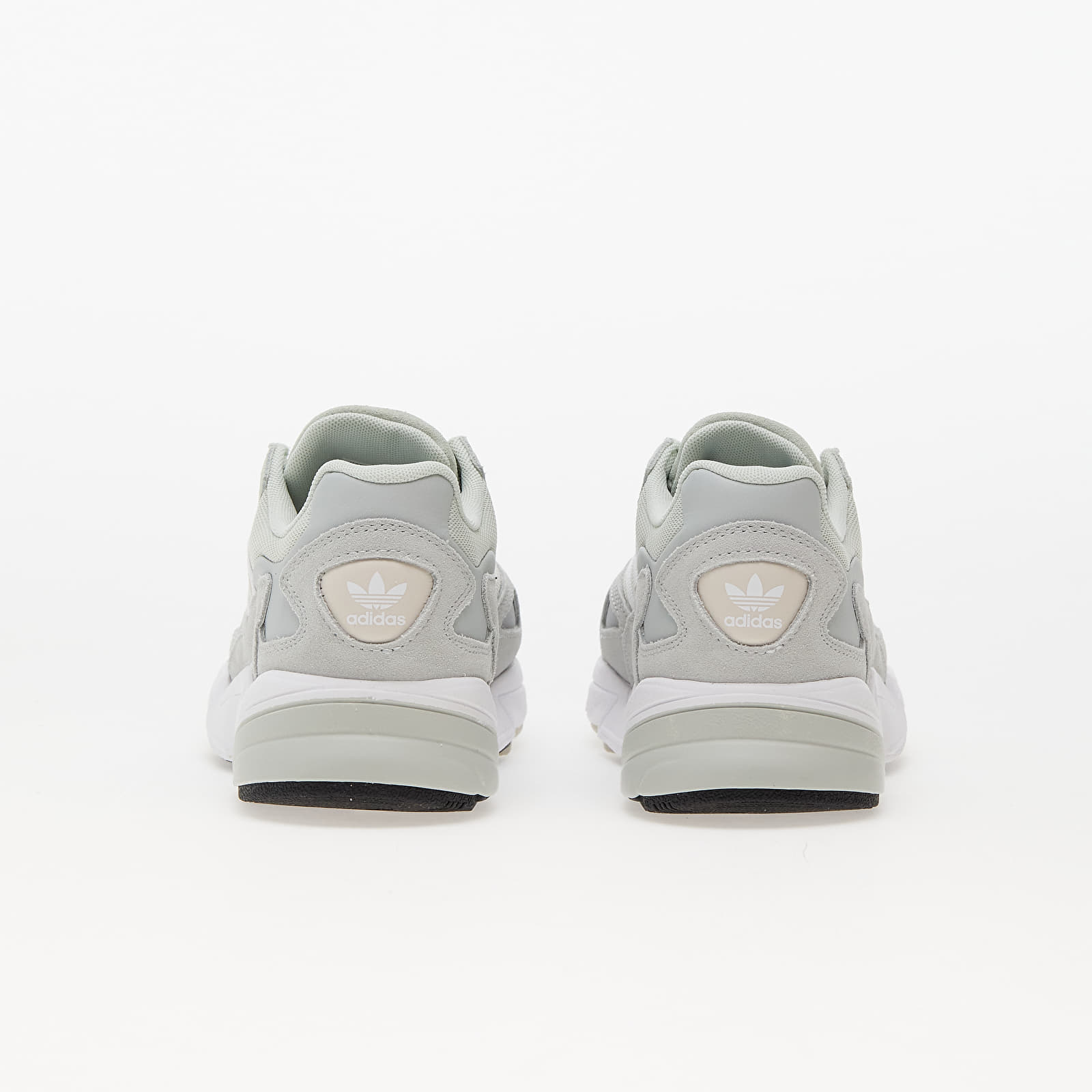 Falcon women adidas discount