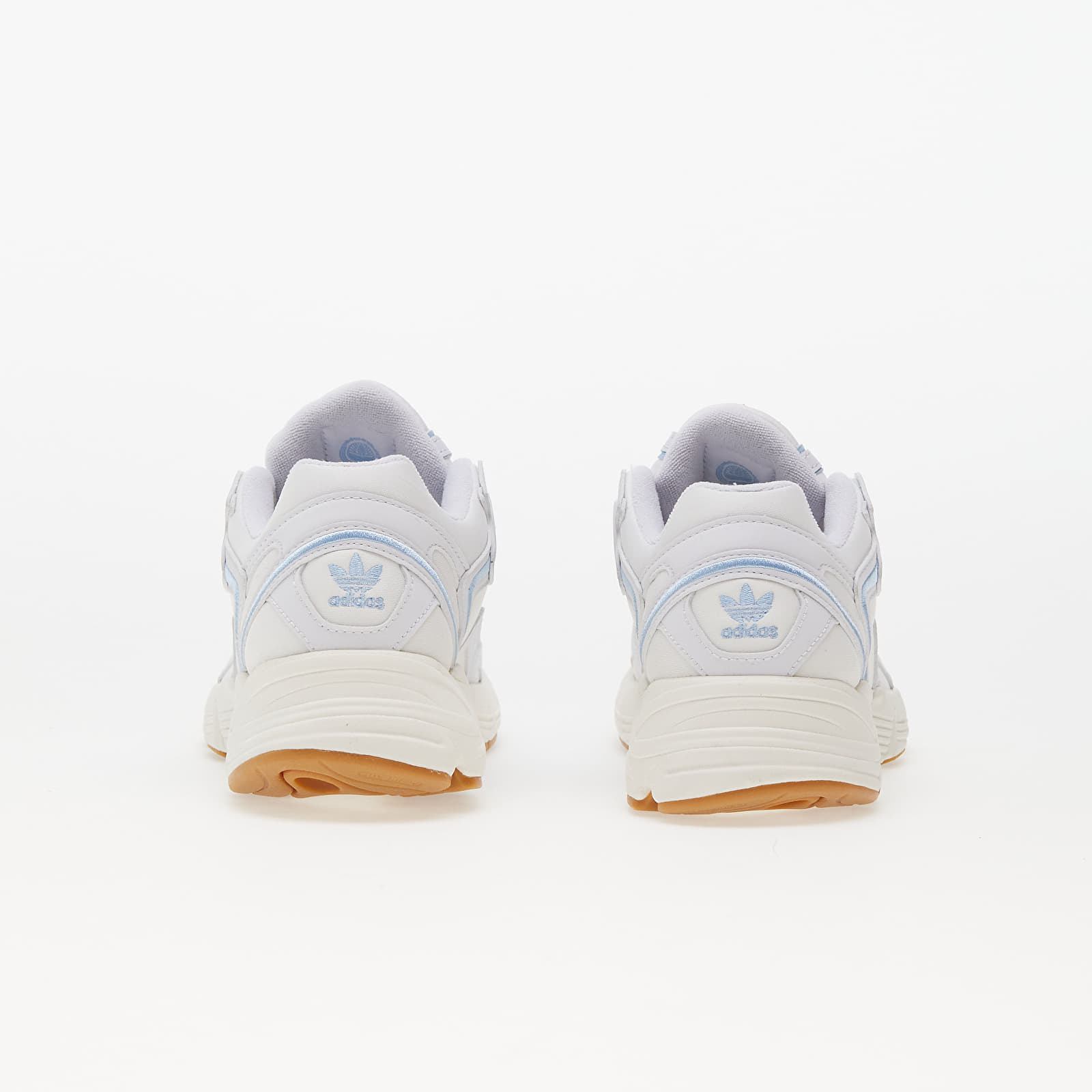Frauen adidas Astir W Ftw White/ Clear Sky/ Cloud White