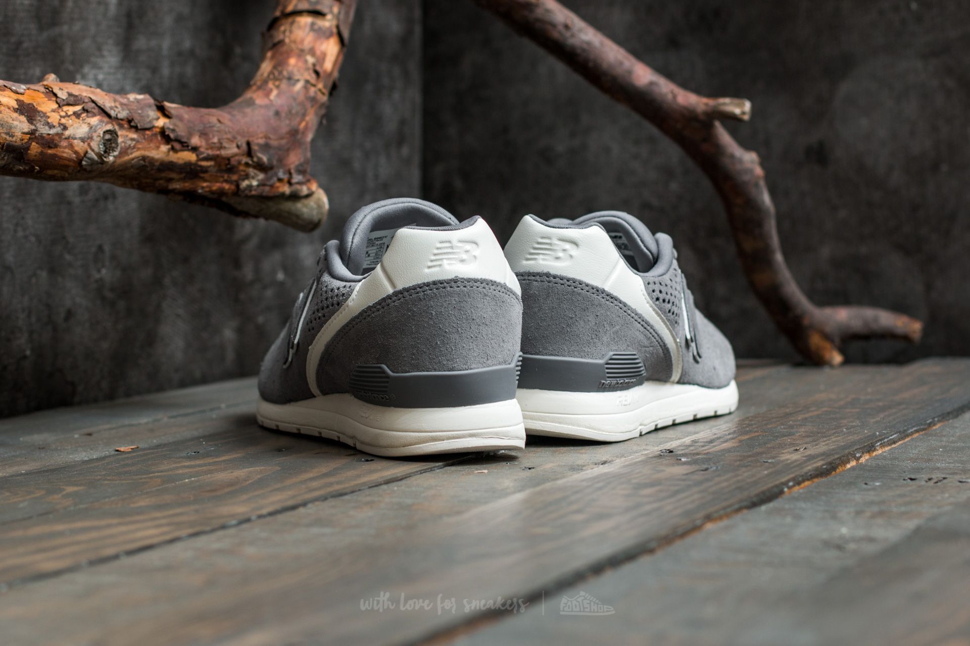 Herren Sneaker und Schuhe New Balance 996 Grey