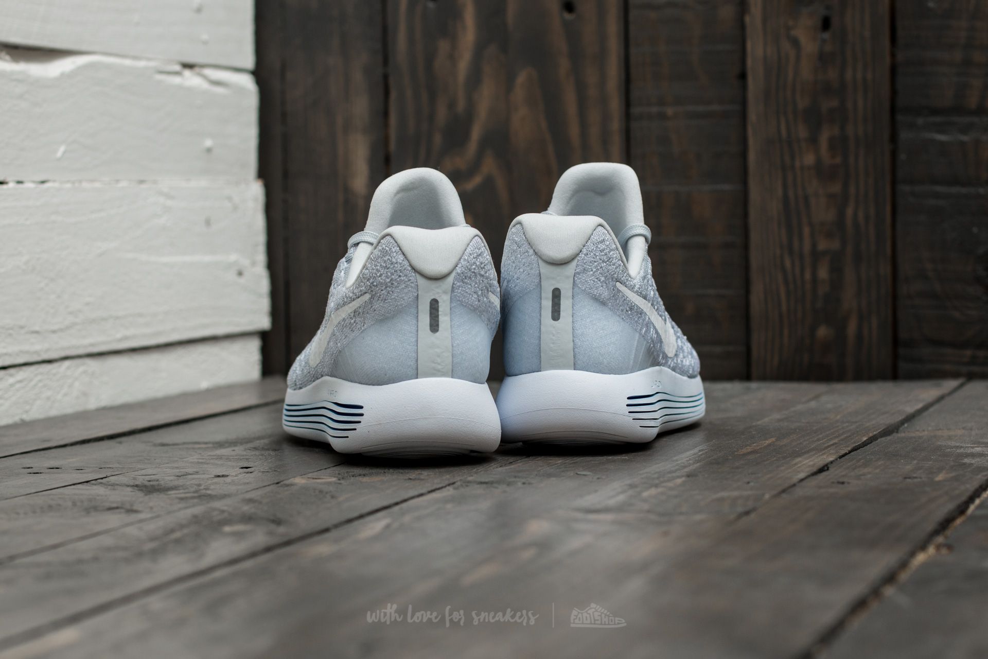 Women s shoes Nike Lunarepic Low Flyknit 2 W White White Pure Platinum Footshop