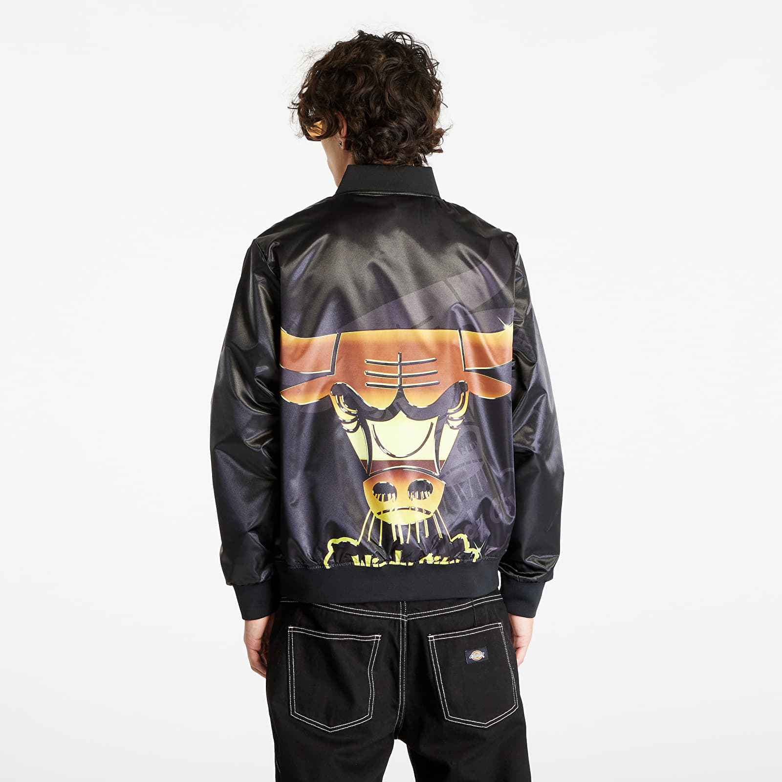 Pánské bundy a kabáty Mitchell & Ness Chicago Bulls Big Face 4.0 Satin Jacket Black