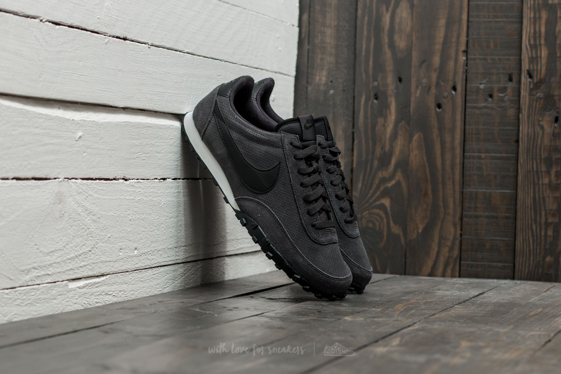Waffle racer 17 store