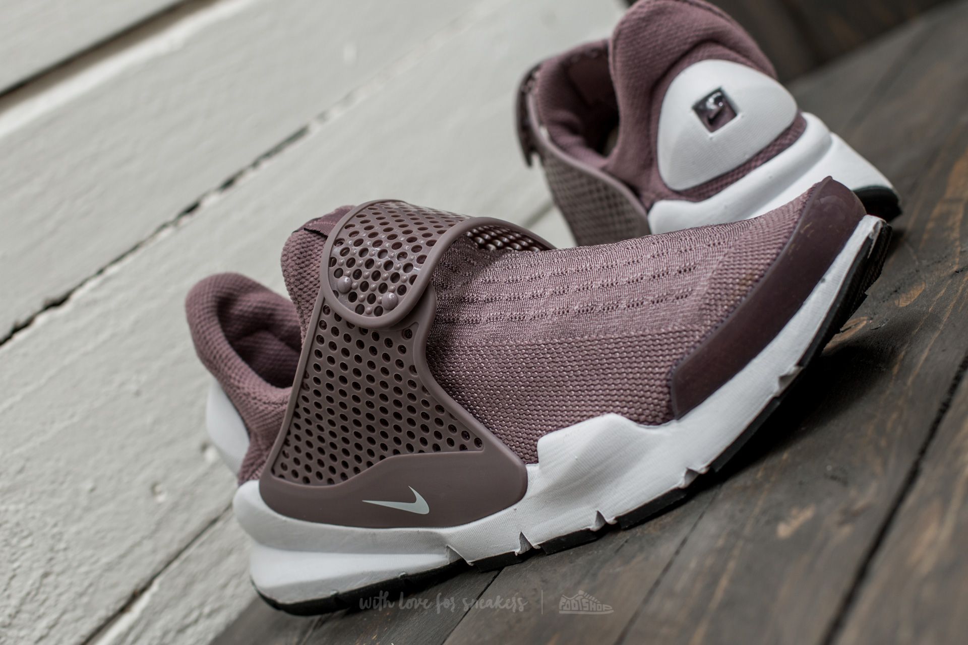 Nike sock dart womens grey shop