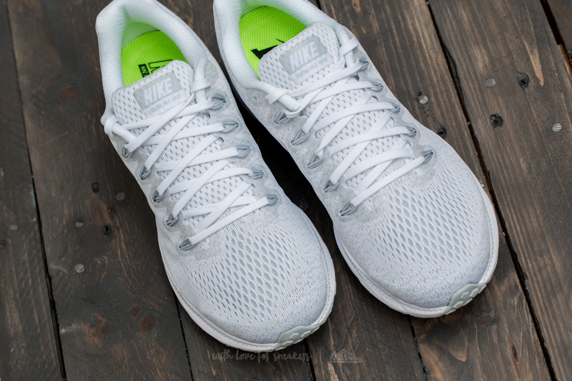 Womens nike zoom all out low pure platinum hotsell