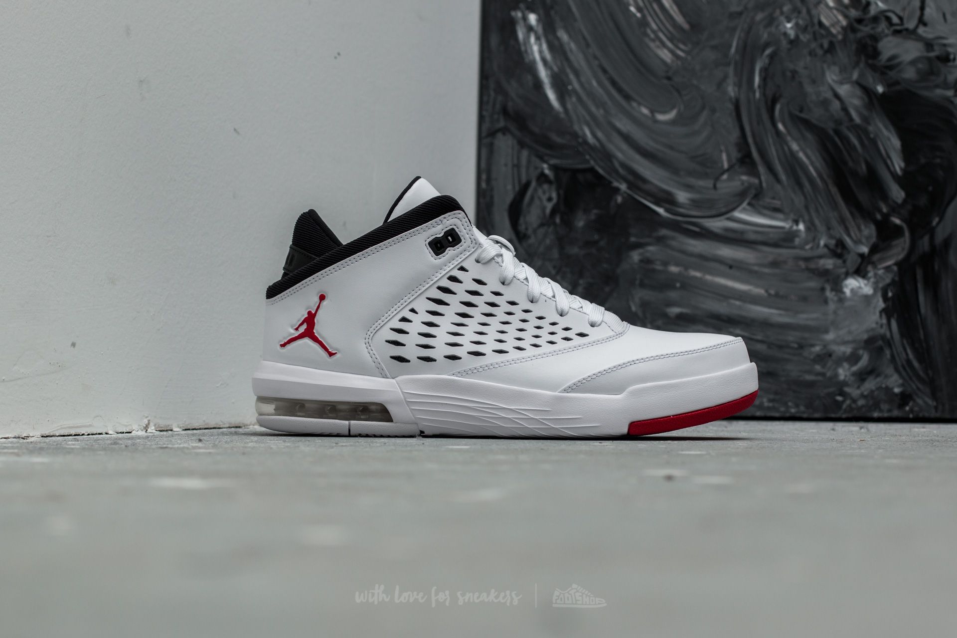 Chaussure jordan flight hotsell