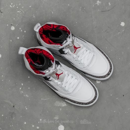 Jordan 2025 spizike bianche