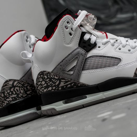 Jordan spizike bianche store