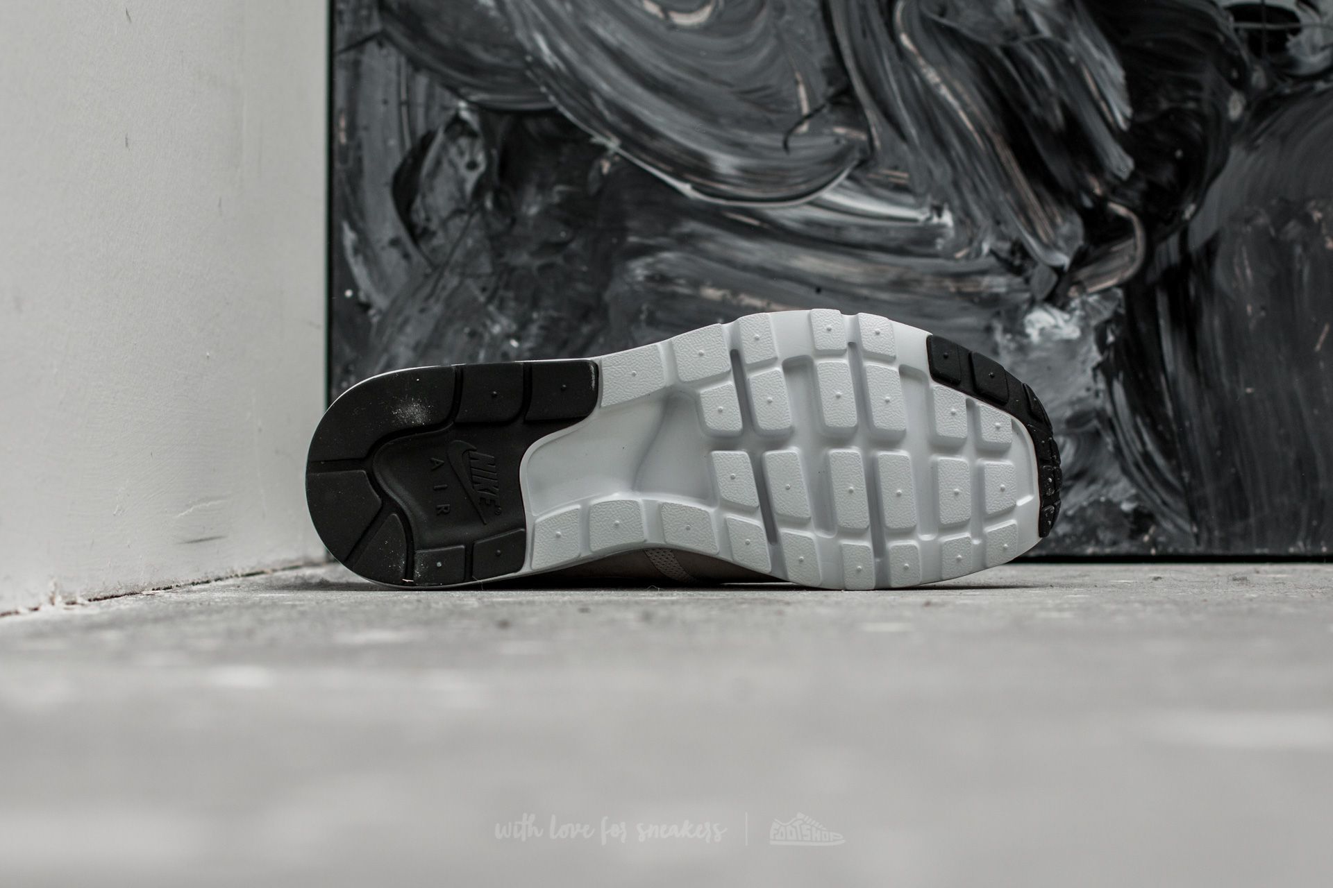 nike air max zero cobblestone