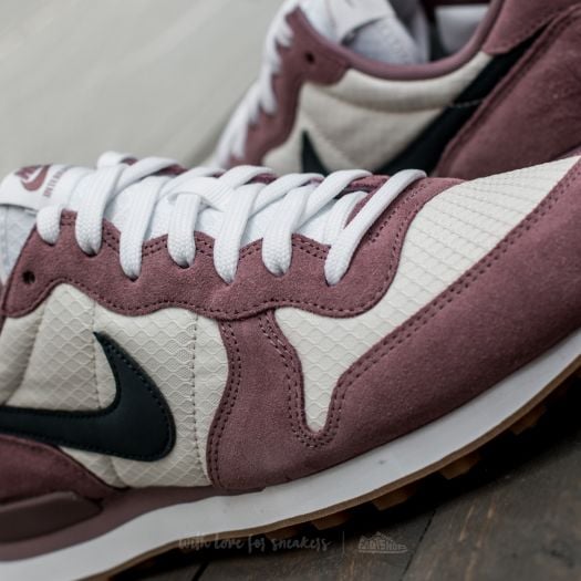Nike internationalist taupe grey hot sale