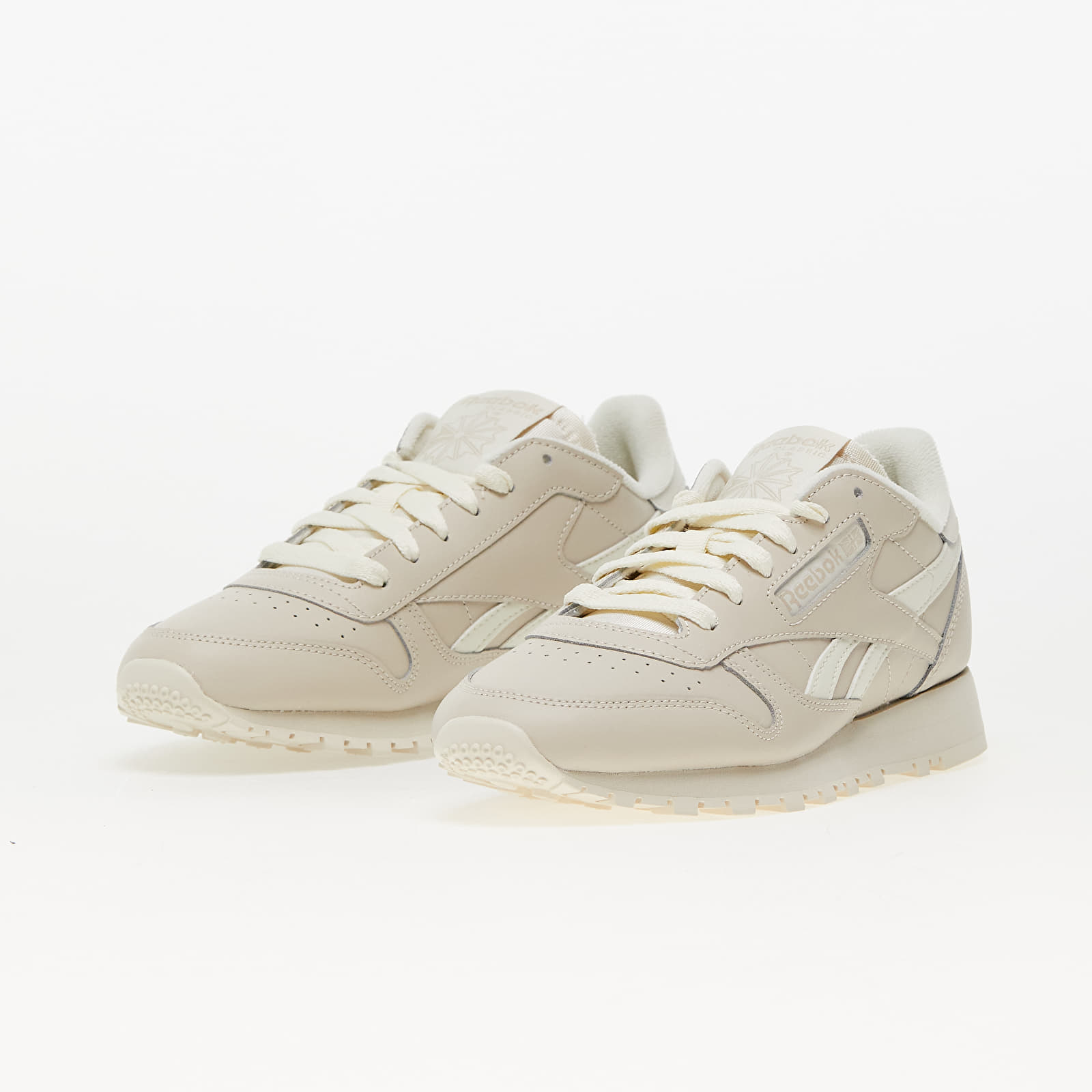 Дамски кецове и обувки Reebok Classic Leather Stucco/ Vintage Chalk/ Paper White