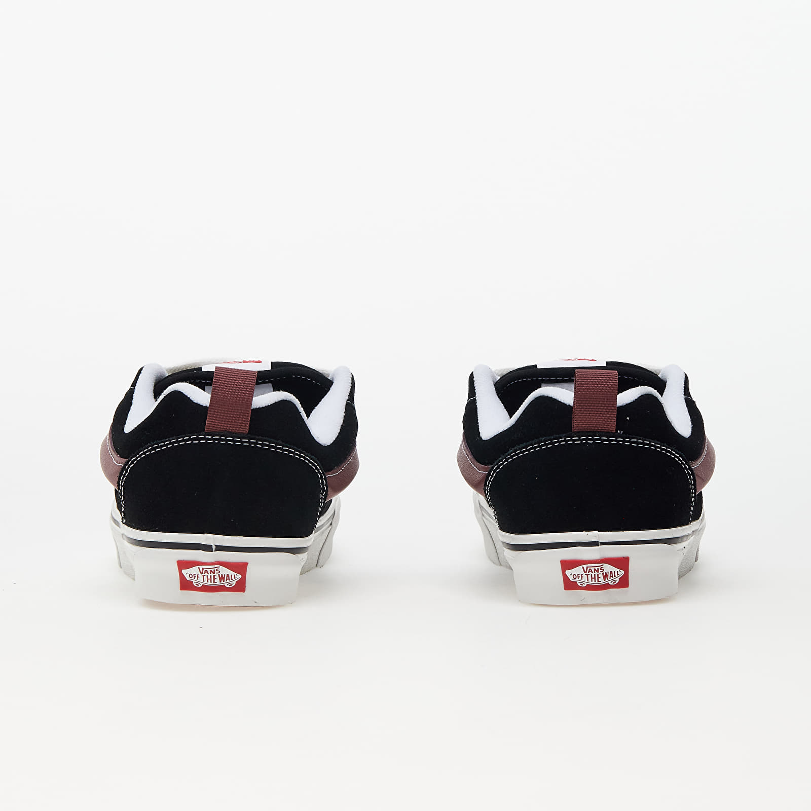 Ανδρικά παπούτσια Vans Knu Skool Black/ Port