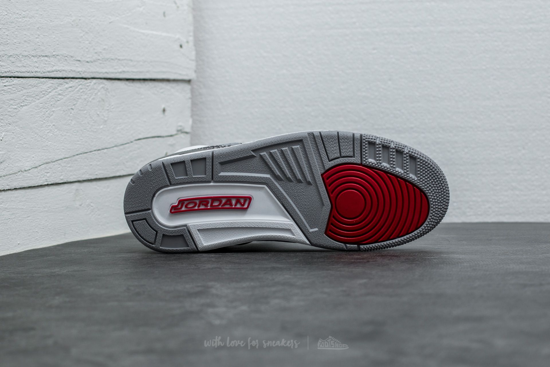 Men's shoes Jordan Spizike White/ Varsity Red-Cement Grey
