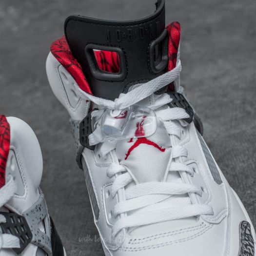 Jordan on sale spizike lacing