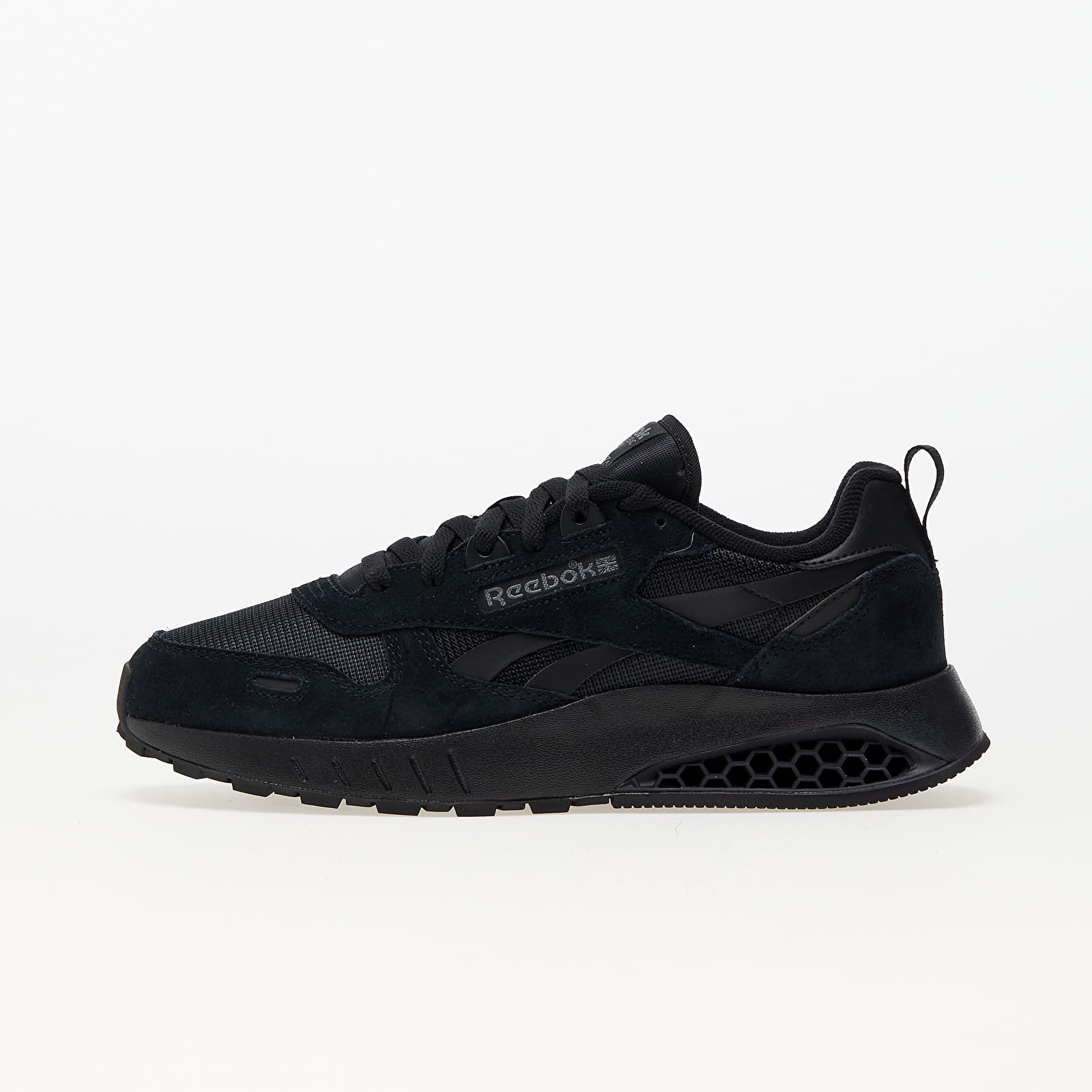 Mens black reebok classic trainers discount