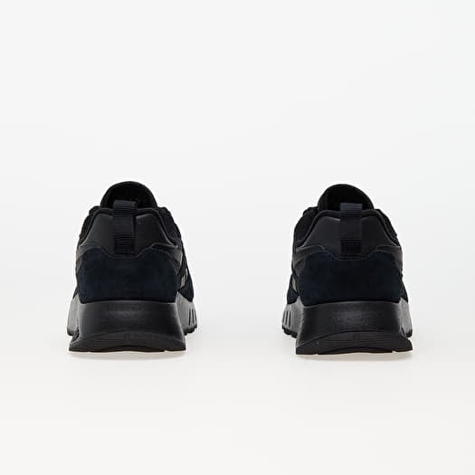 Reebok top all black