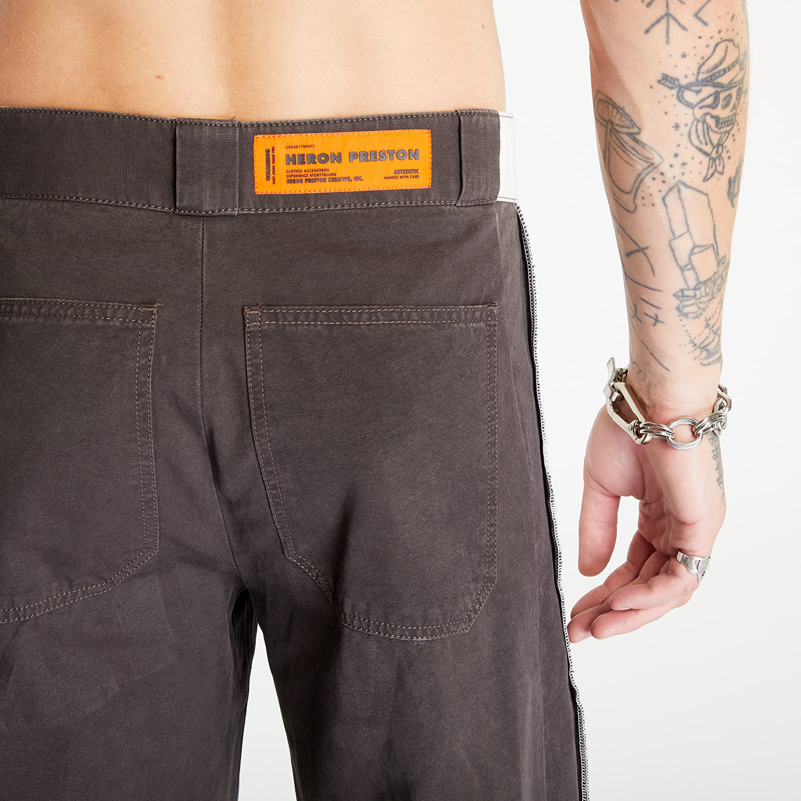 Παντελόνια και τζιν HERON PRESTON Vintage Wash Canvas Insideout Brown