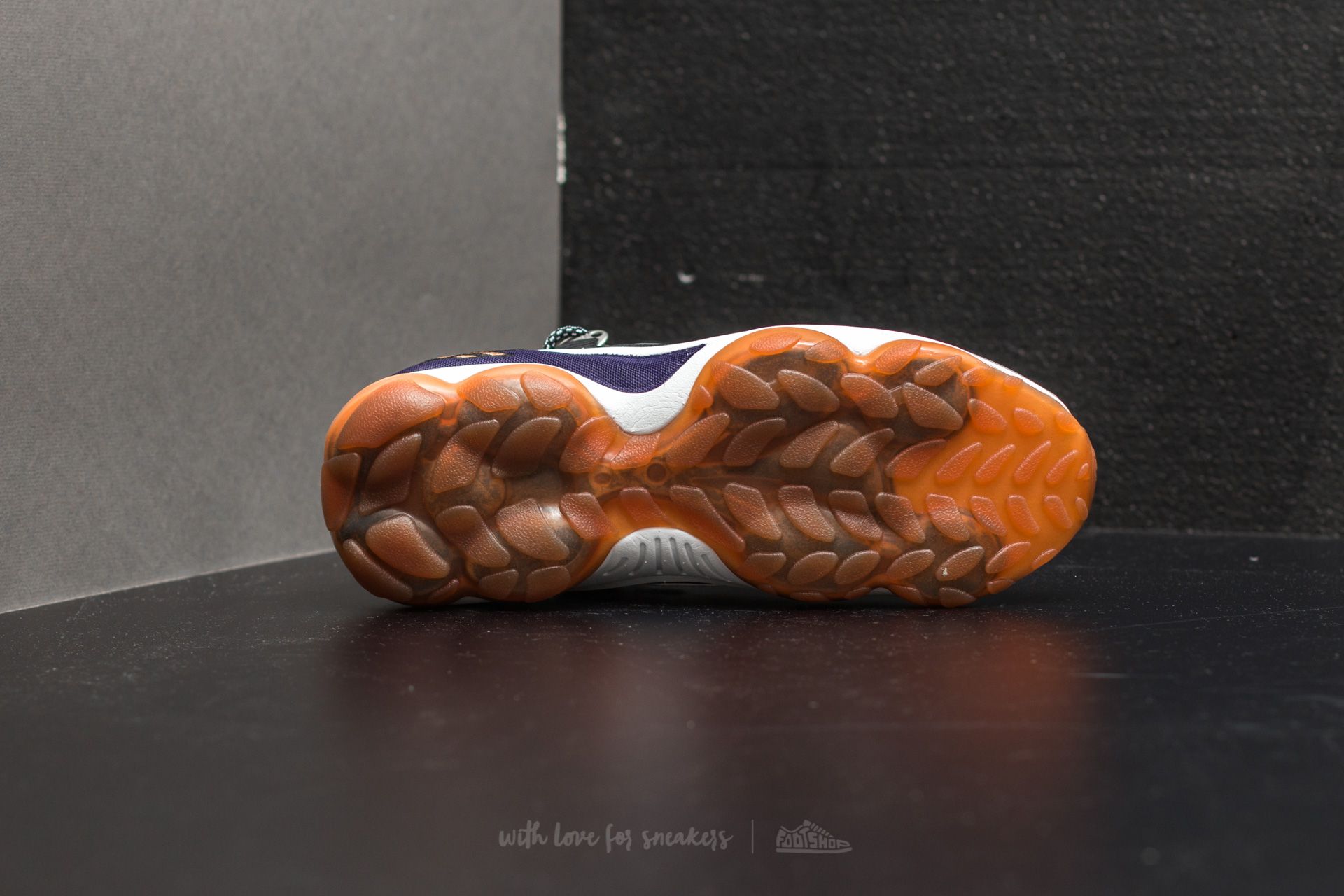 Moški čevlji Reebok DMX Run 10 Black/ White/ Tweed Brown