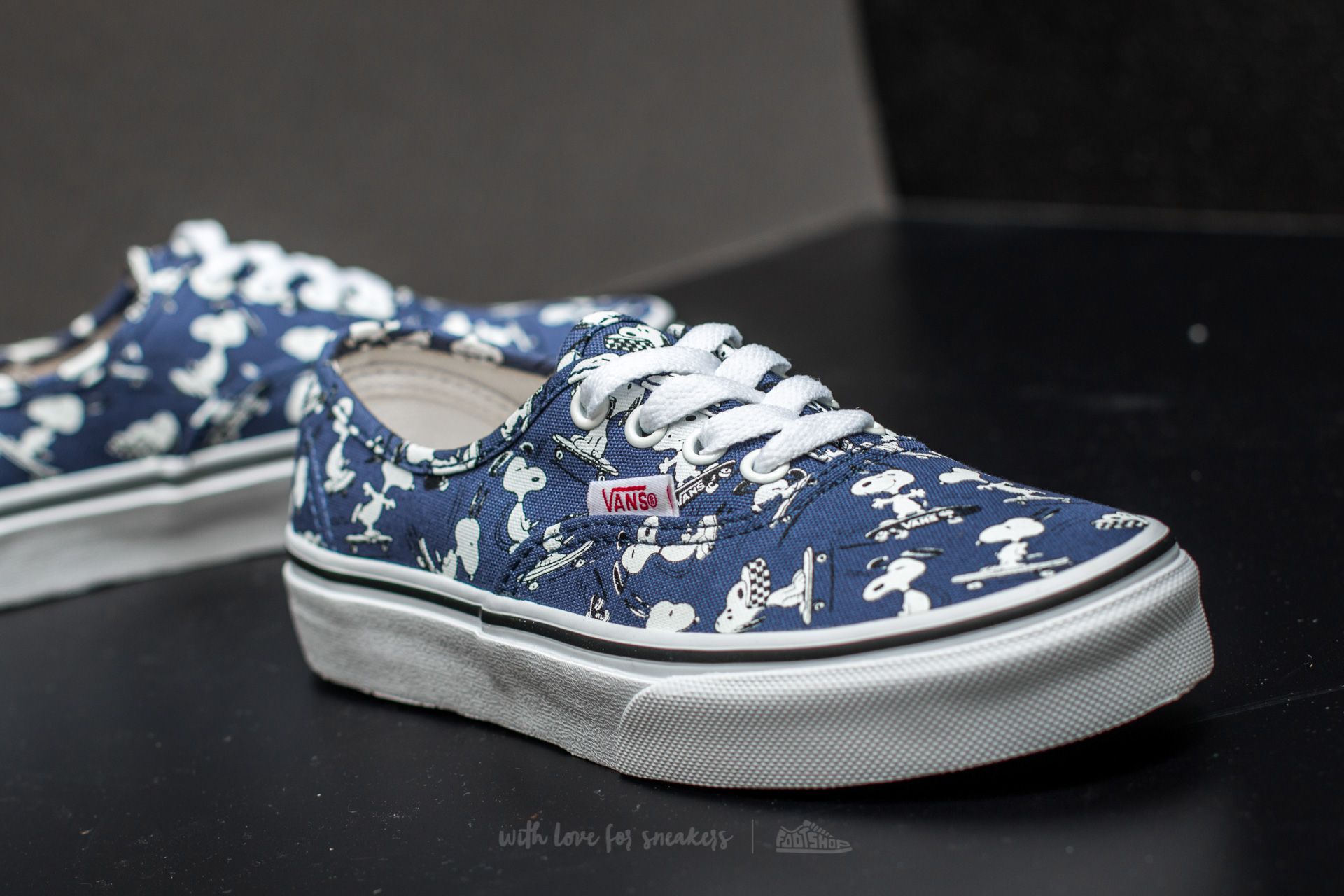 Vans snoopy online kids