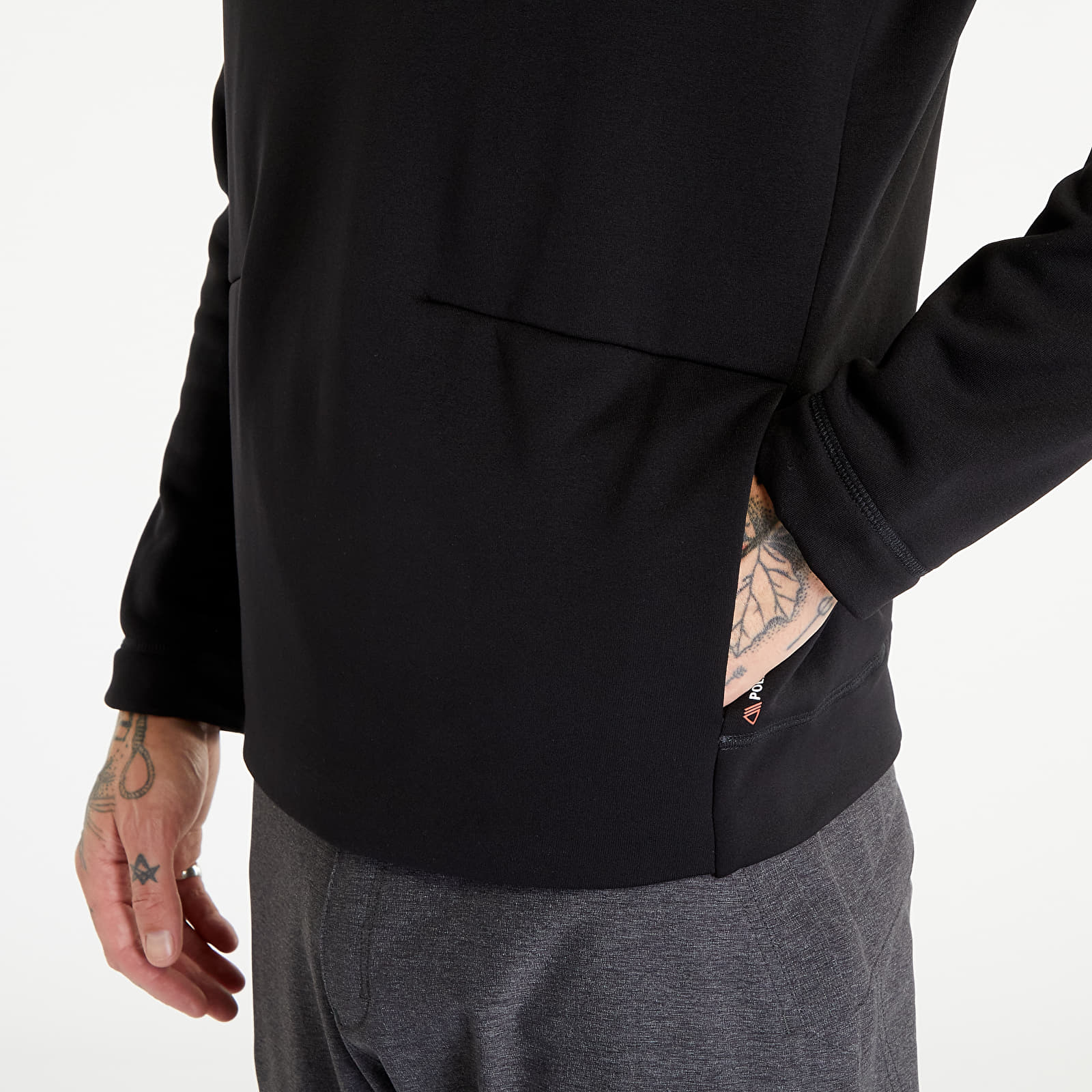 Bluzy Poutnik by Tilak Raven Hoodie PWS Black