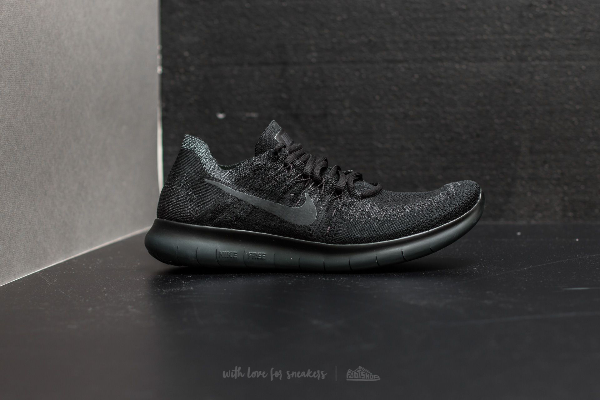 nike free rn flyknit 2017 all black