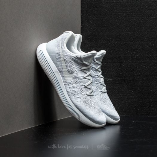 Nike lunarepic low flyknit 2 white/pure platinum/wolf grey/white top
