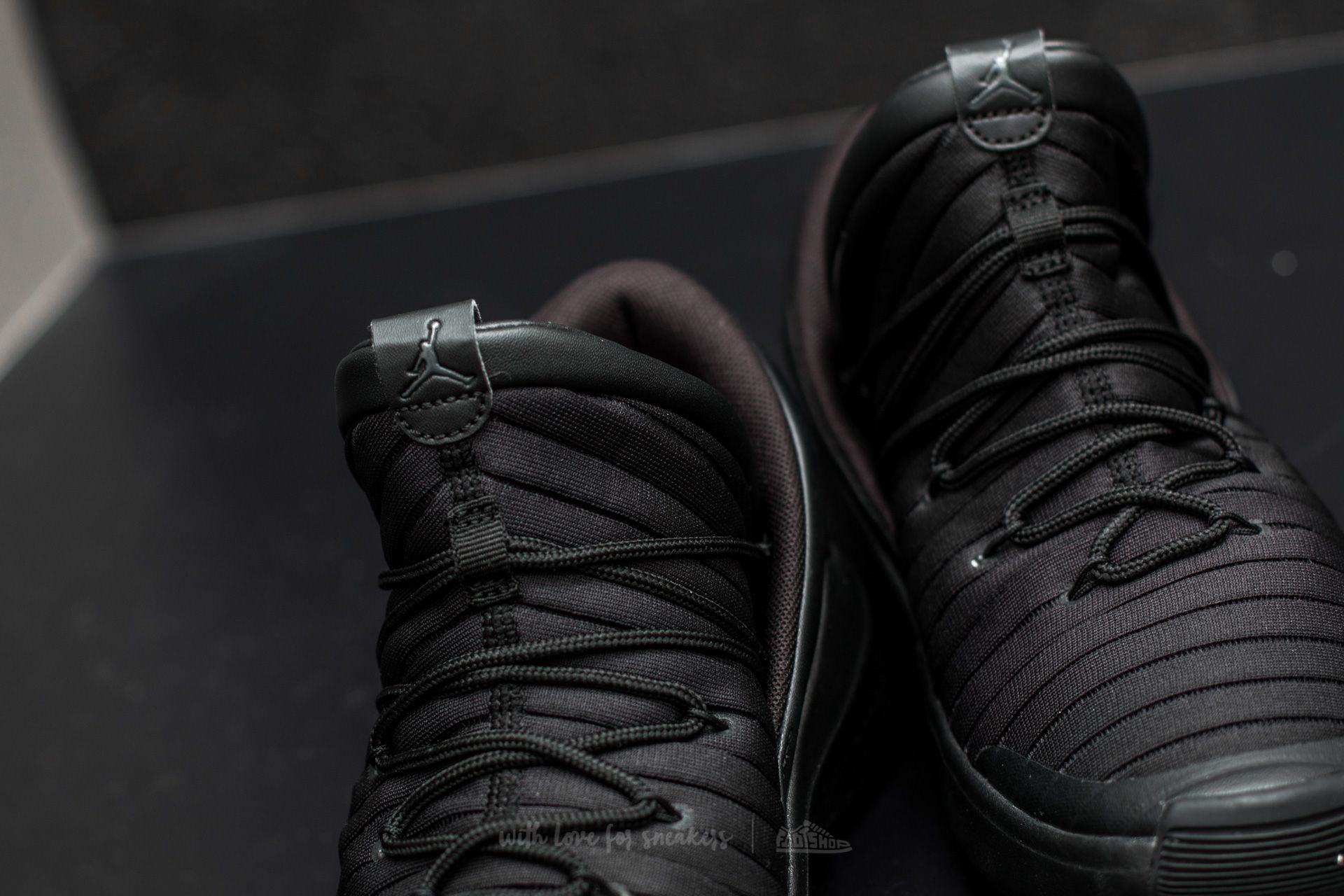 Zapatillas mujer Jordan Flight Luxe BG Black/ Anthracite-Black