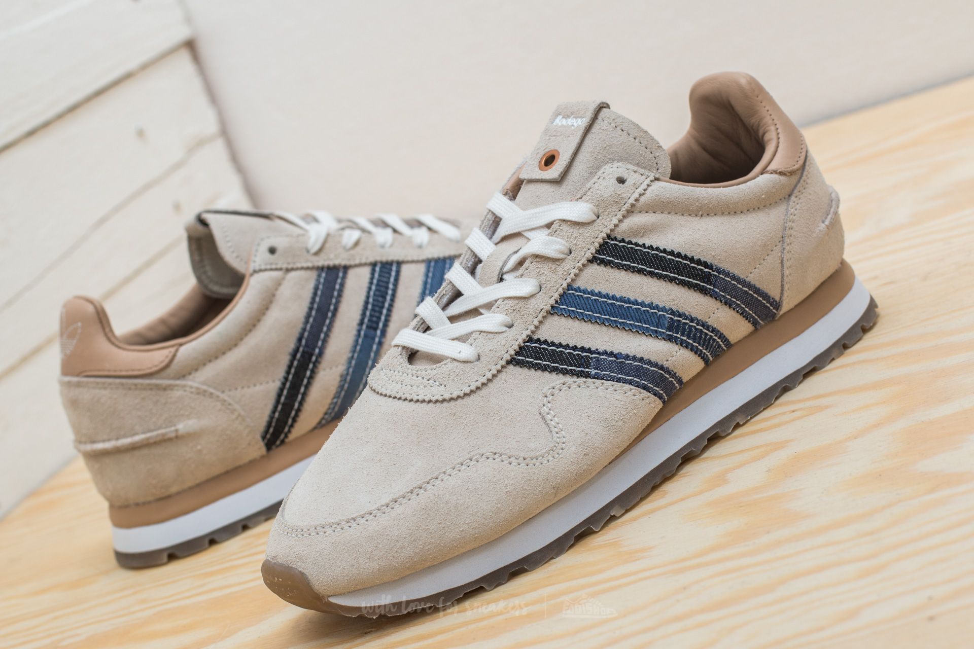 Herren Sneaker und Schuhe adidas Consortium x End x Bodega Haven S.E. Supercolor Supercolor Supercolor Footshop