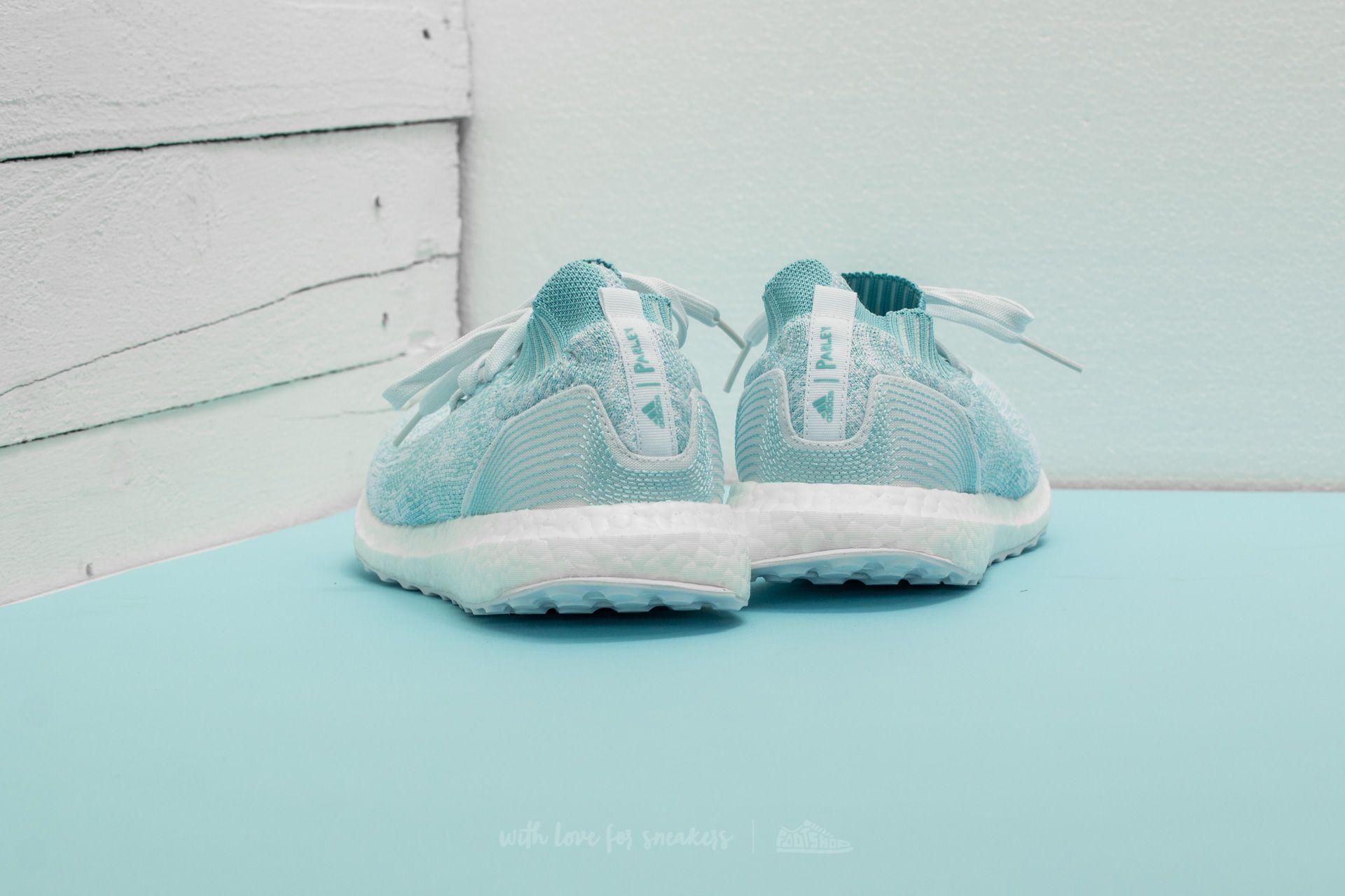 Adidas ultra boost shop uncaged parley icey blue