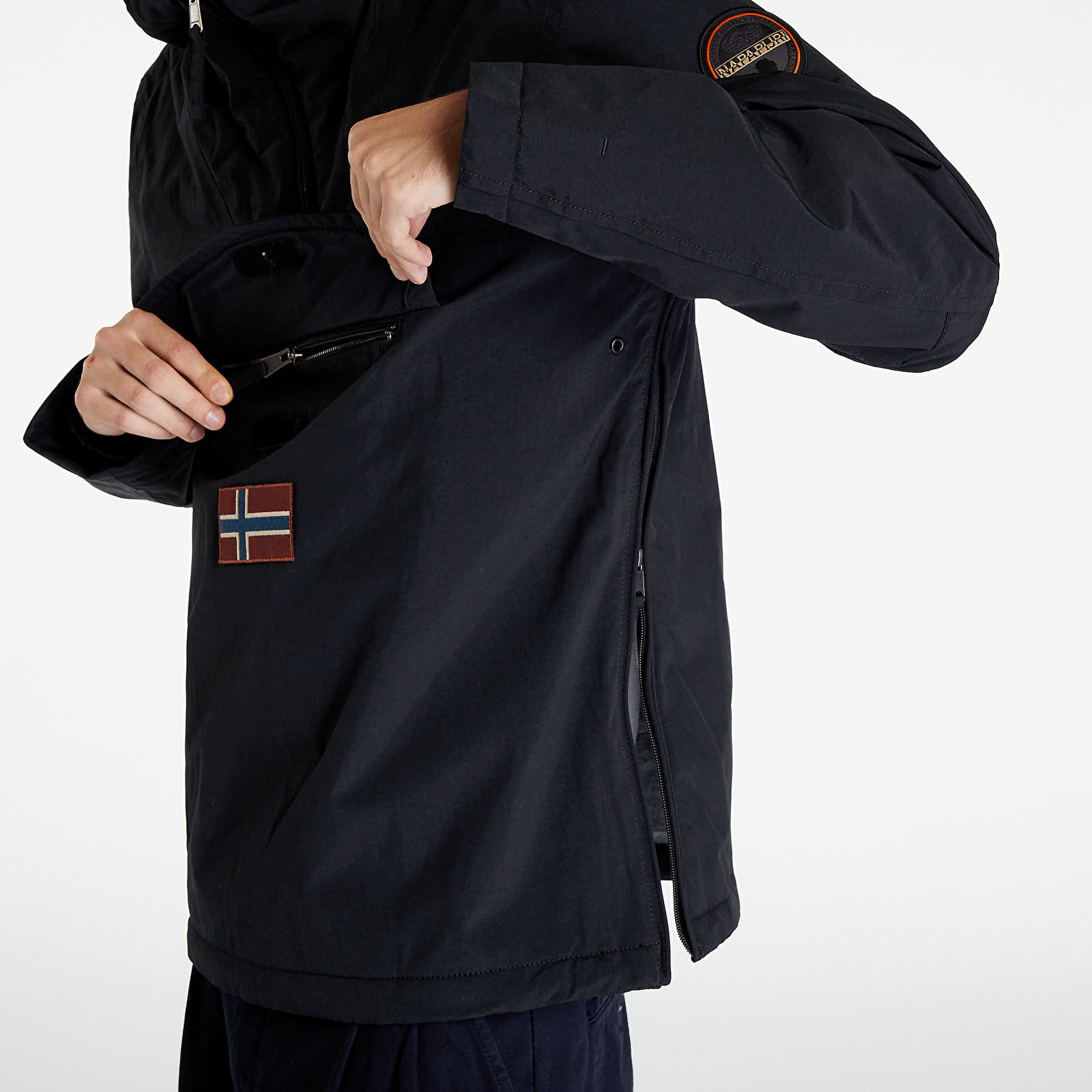 Napapijri rainforest top winter black