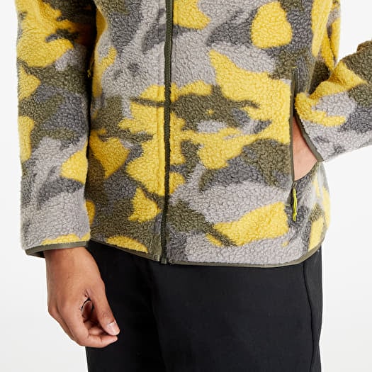 Helly hansen woodland store