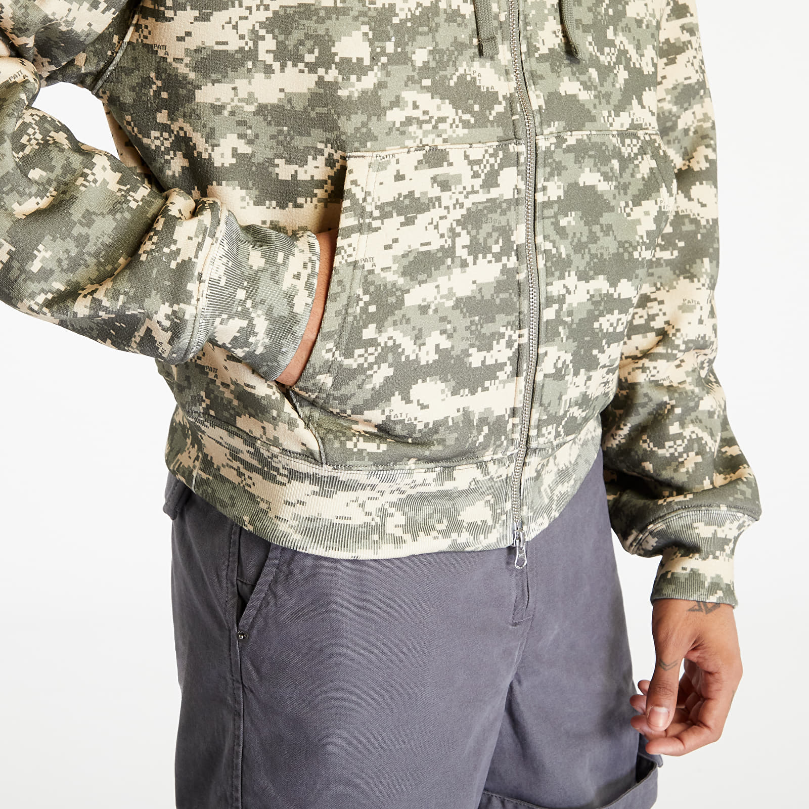 Kapucnis pulóverek és pulcsik Patta Digi Camo Waffle Zip Hooded Sweater Multi/ Digi Camo