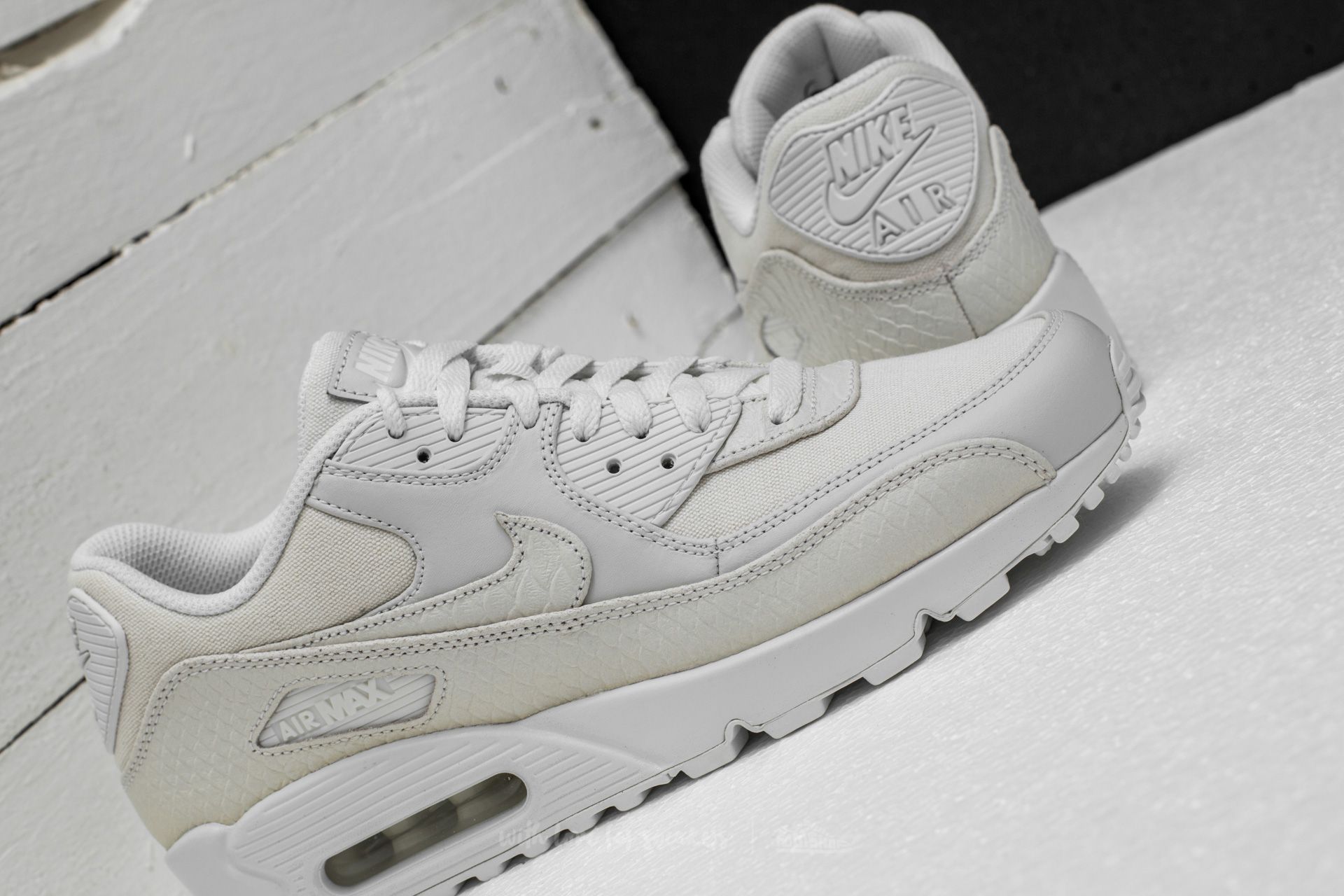 Vyriška avalynė Nike Air Max 90 Premium Summit White/ Summit White