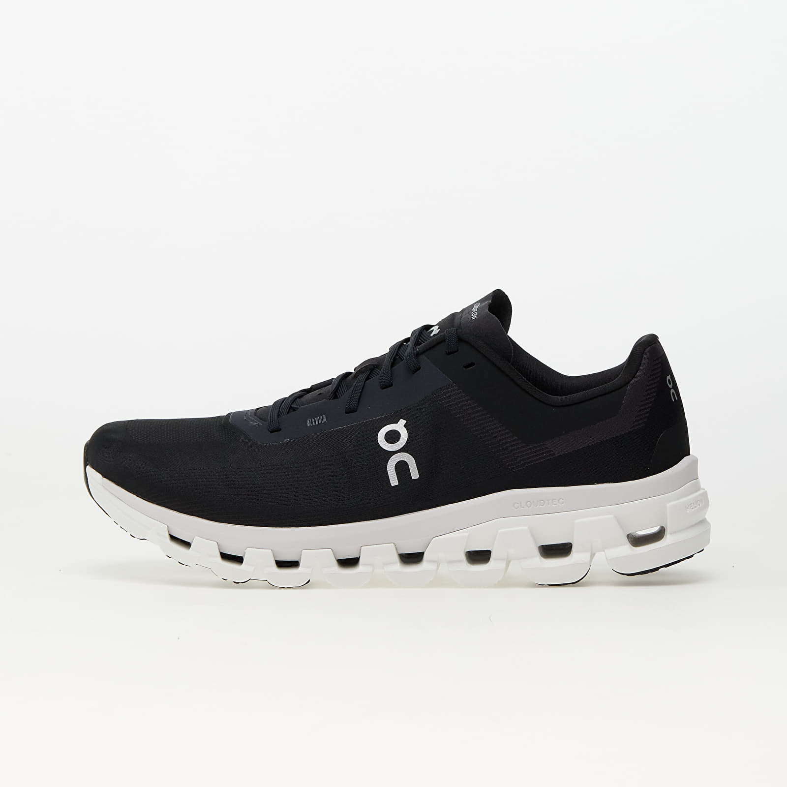 Men's shoes On M Cloudflow 4 Black/ White