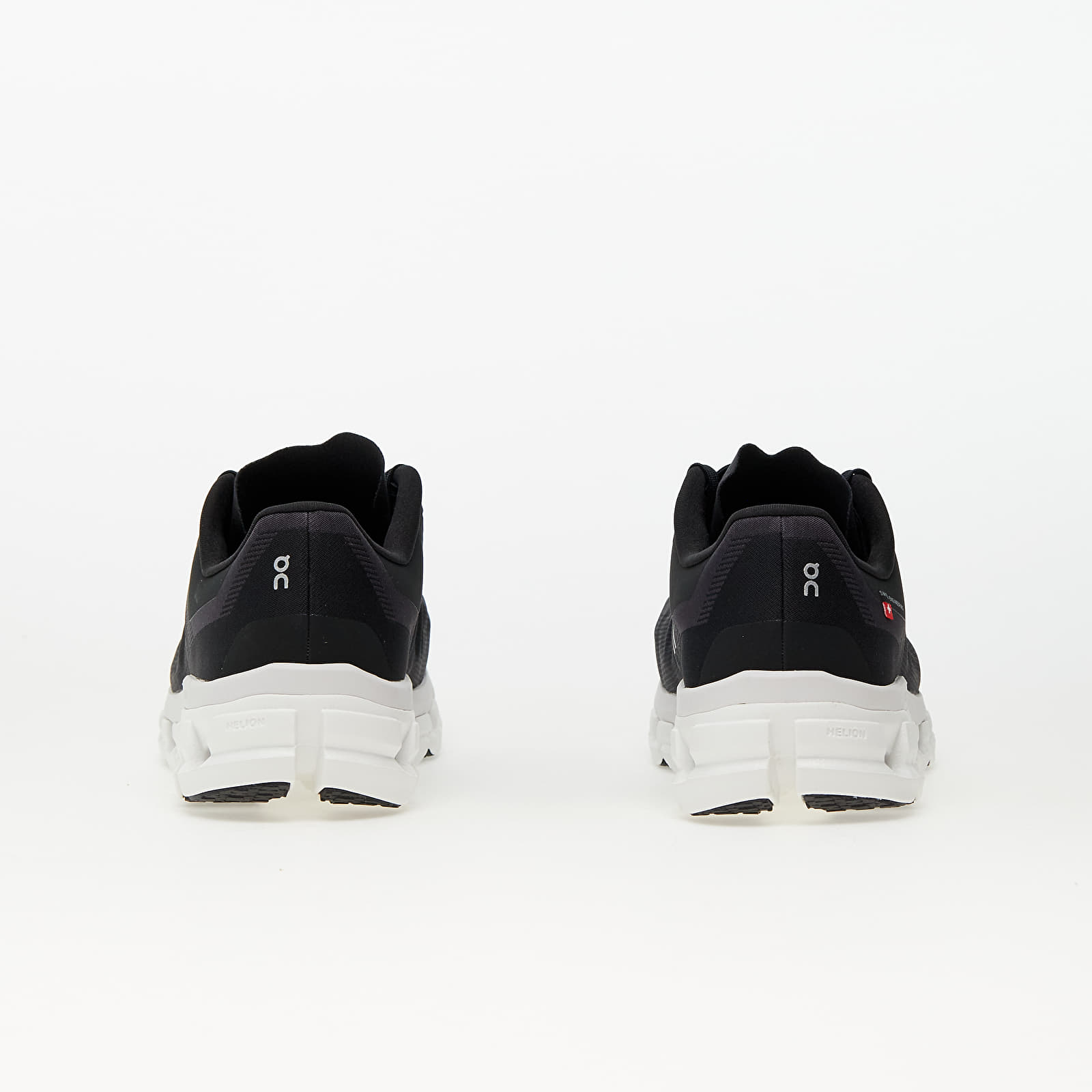 Männer On M Cloudflow 4 Black/ White