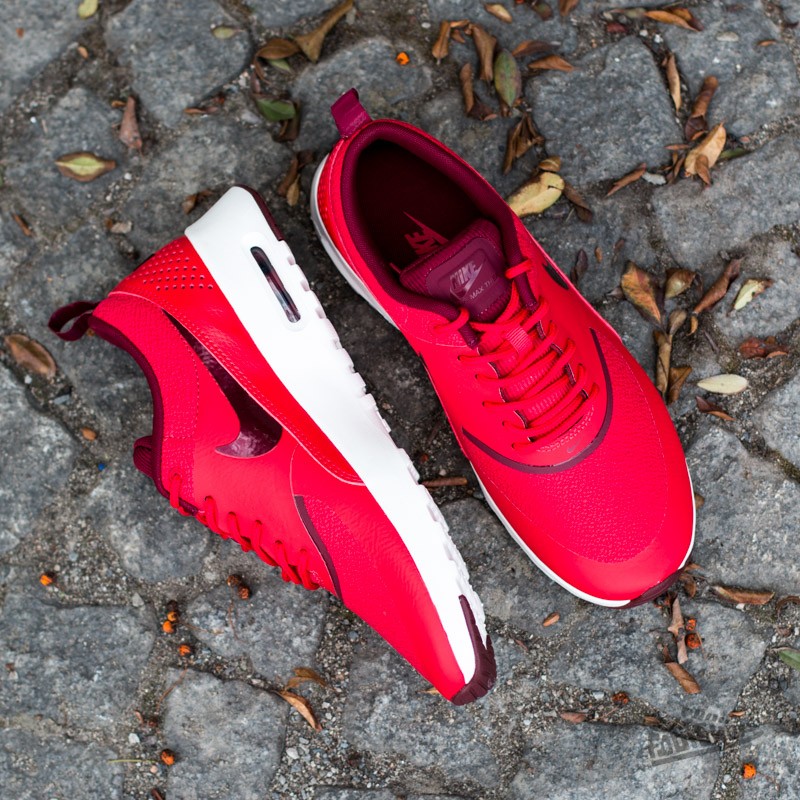 Air max thea womens trainers salmon red cheap