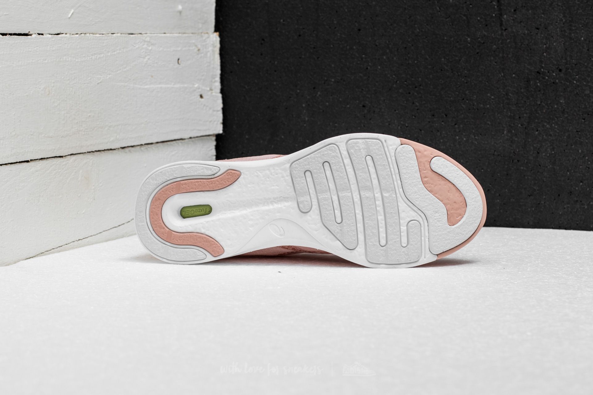 Asics women's fuzex rush sand outlet